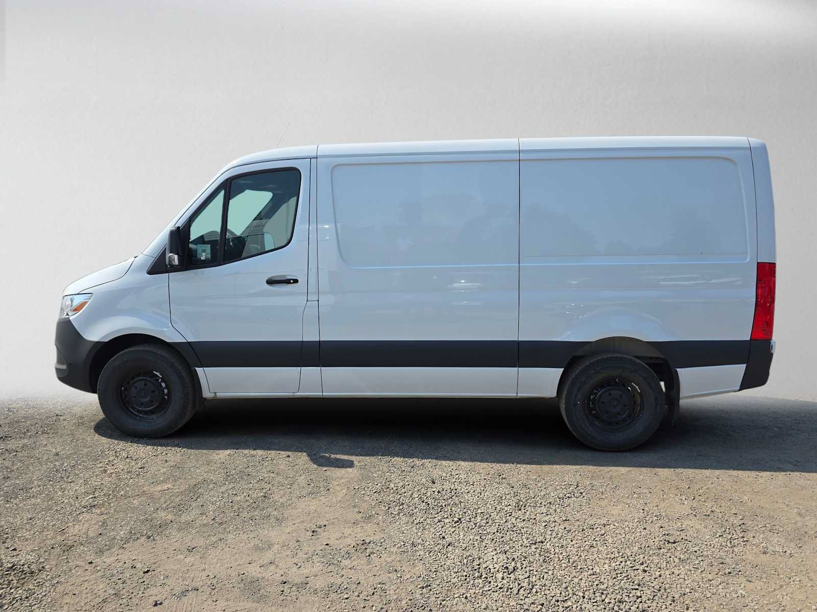 Used 2026 Mercedes-Benz Sprinter 2500 image 6