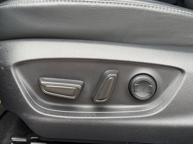 Used 2022 Toyota Camry XSE image 30