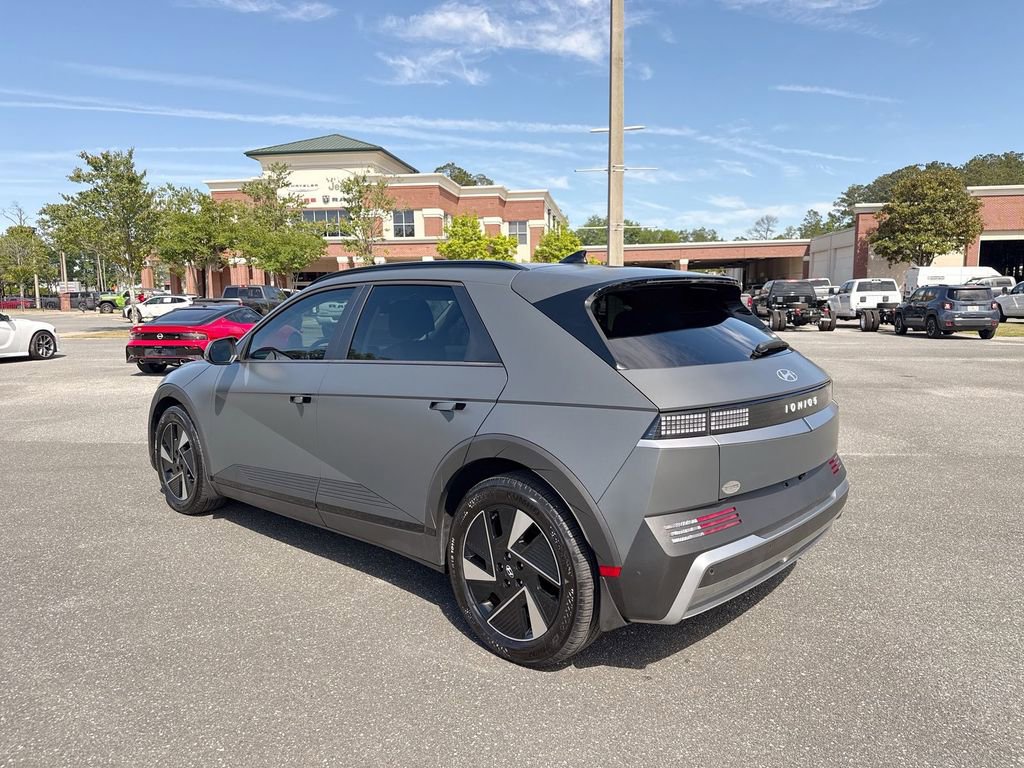 Used 2025 Hyundai Ioniq 5 SEL image 5