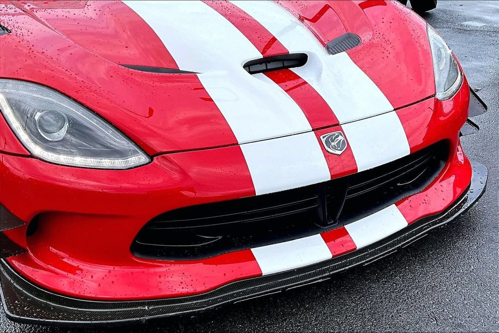 Used 2013 SRT Viper GTS RWD image 22