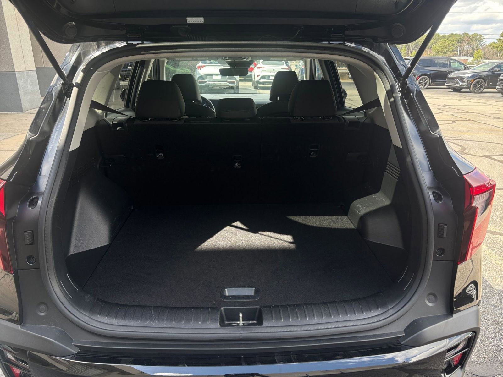 Used 2025 Kia Seltos S FWD image 34