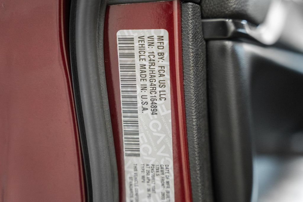 Certified 2024 Jeep Grand Cherokee Laredo w/ Luxury Tech Group I AWD/4WD image 37