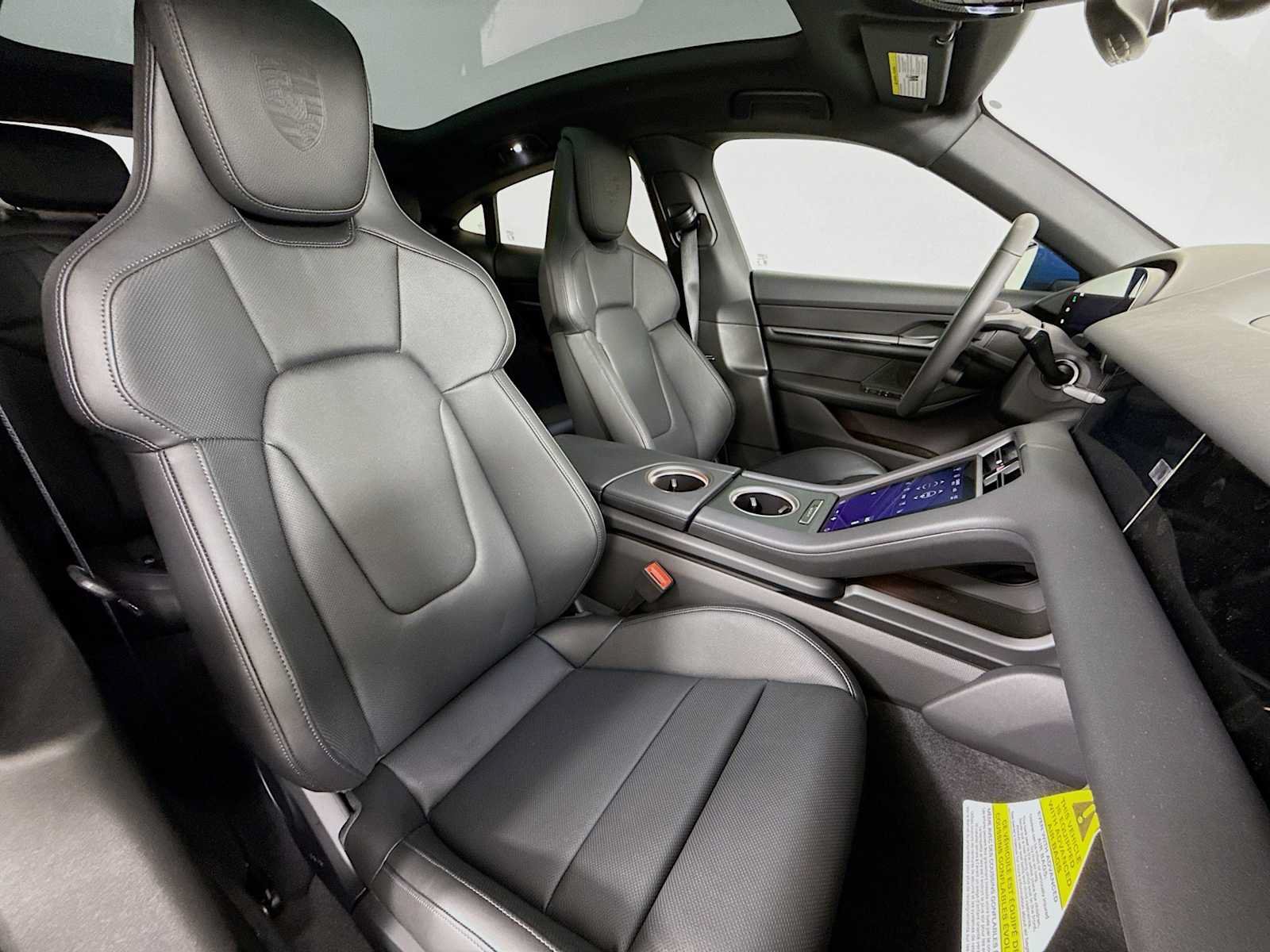 New 2026 Porsche Taycan 4S AWD/4WD image 28