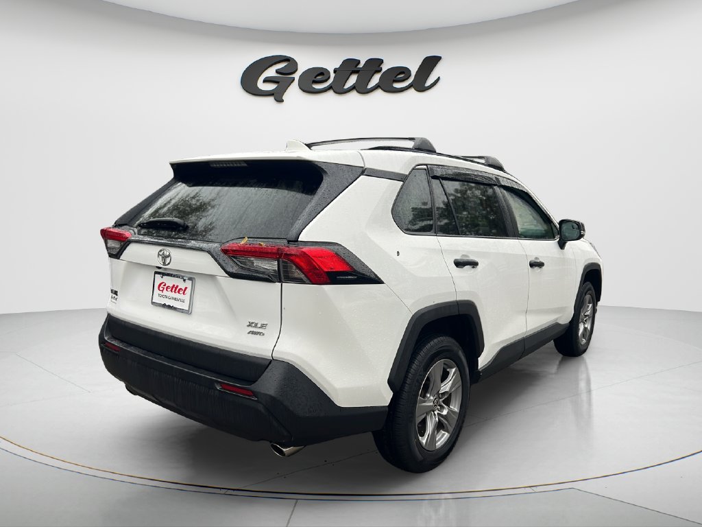 Certified 2024 Toyota RAV4 XLE AWD/4WD image 5