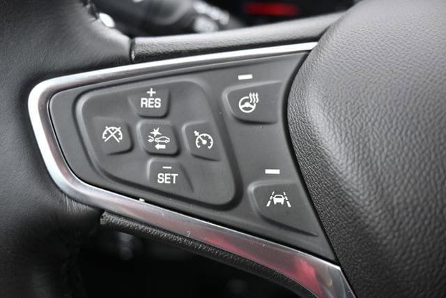 Used 2018 Chevrolet Equinox Premier AWD/4WD image 38