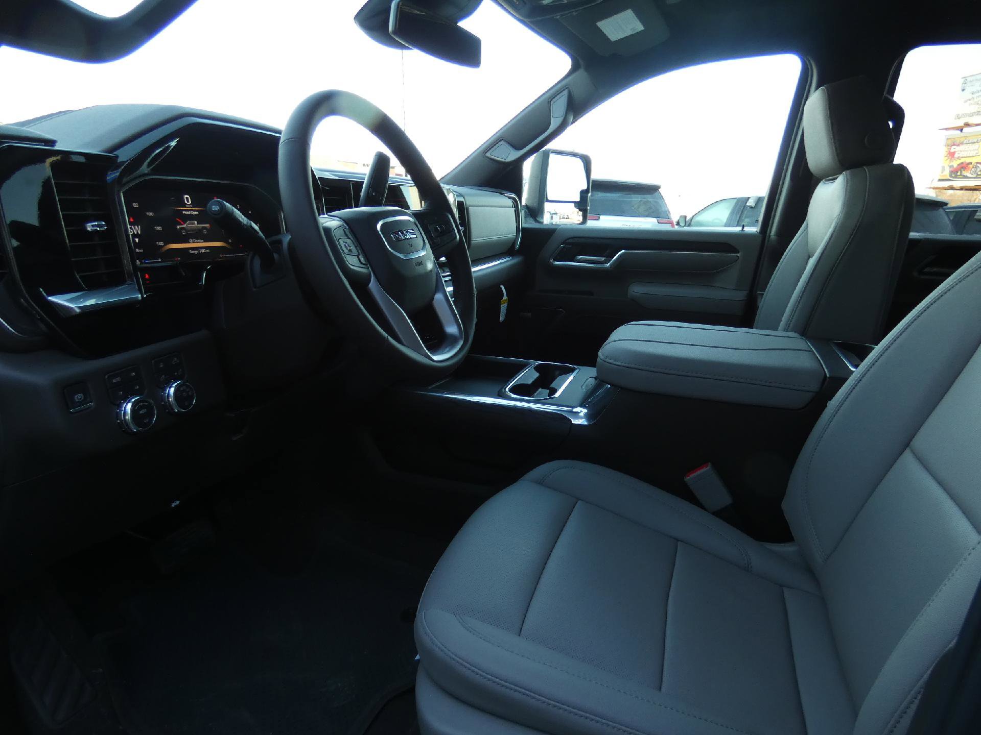 New 2026 GMC Sierra 3500 SLT w/ SLT Premium Package image 12