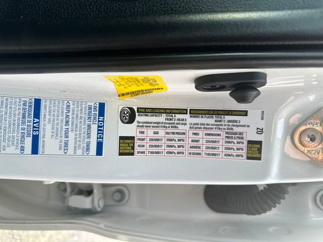 Used 2022 Toyota RAV4 XLE AWD/4WD image 27