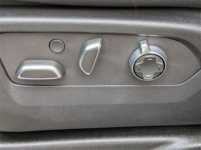 Certified 2023 Cadillac Escalade V w/ LPO, ONYX Package image 19