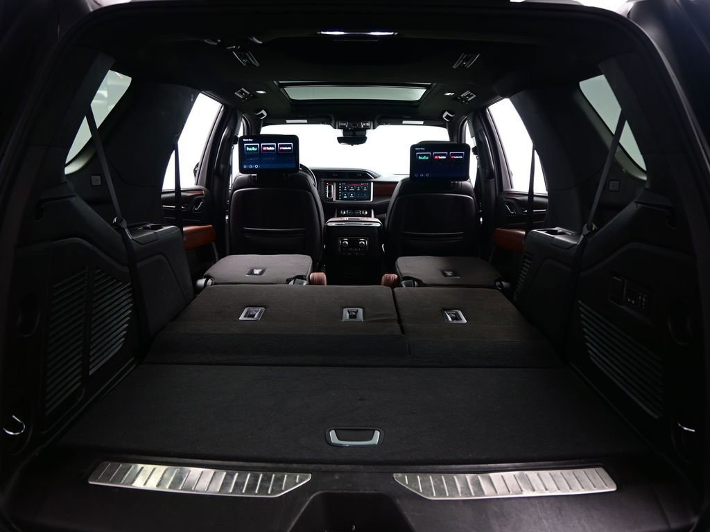 Used 2023 GMC Yukon Denali Ultimate image 49