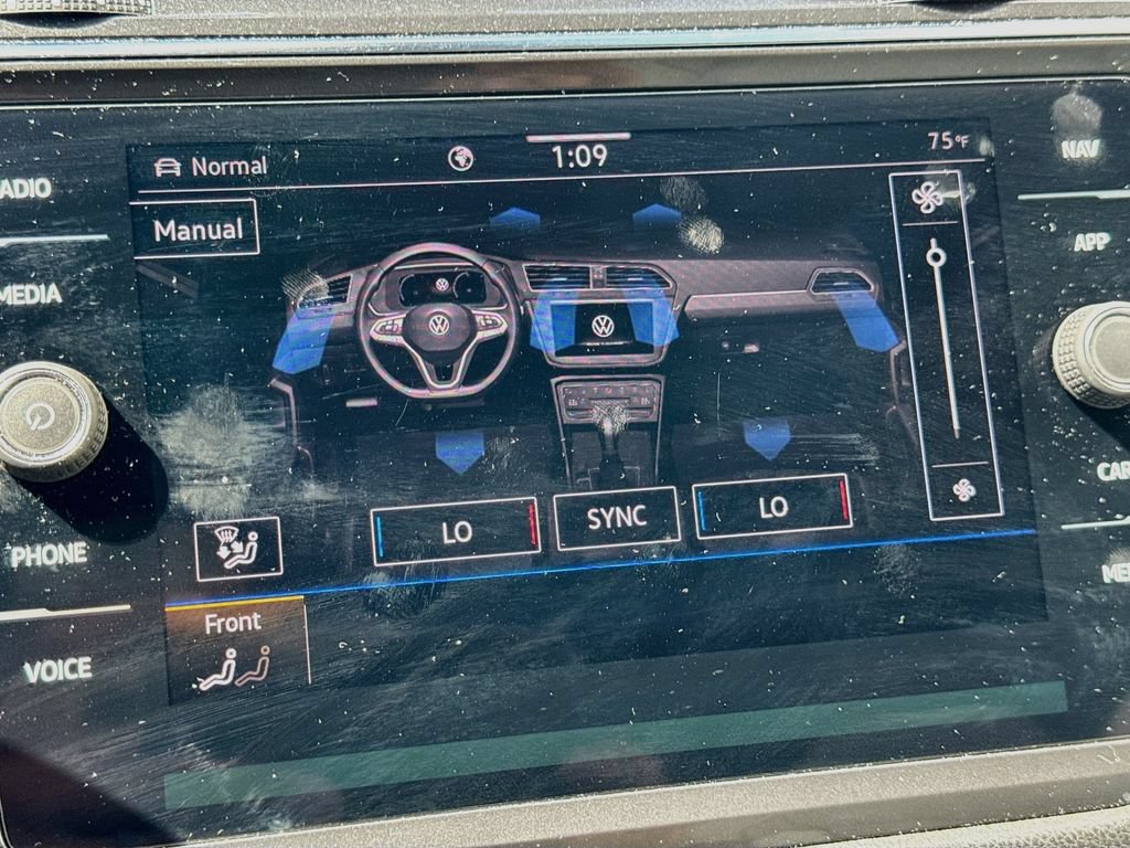 Certified 2023 Volkswagen Tiguan SEL R-Line AWD/4WD image 18