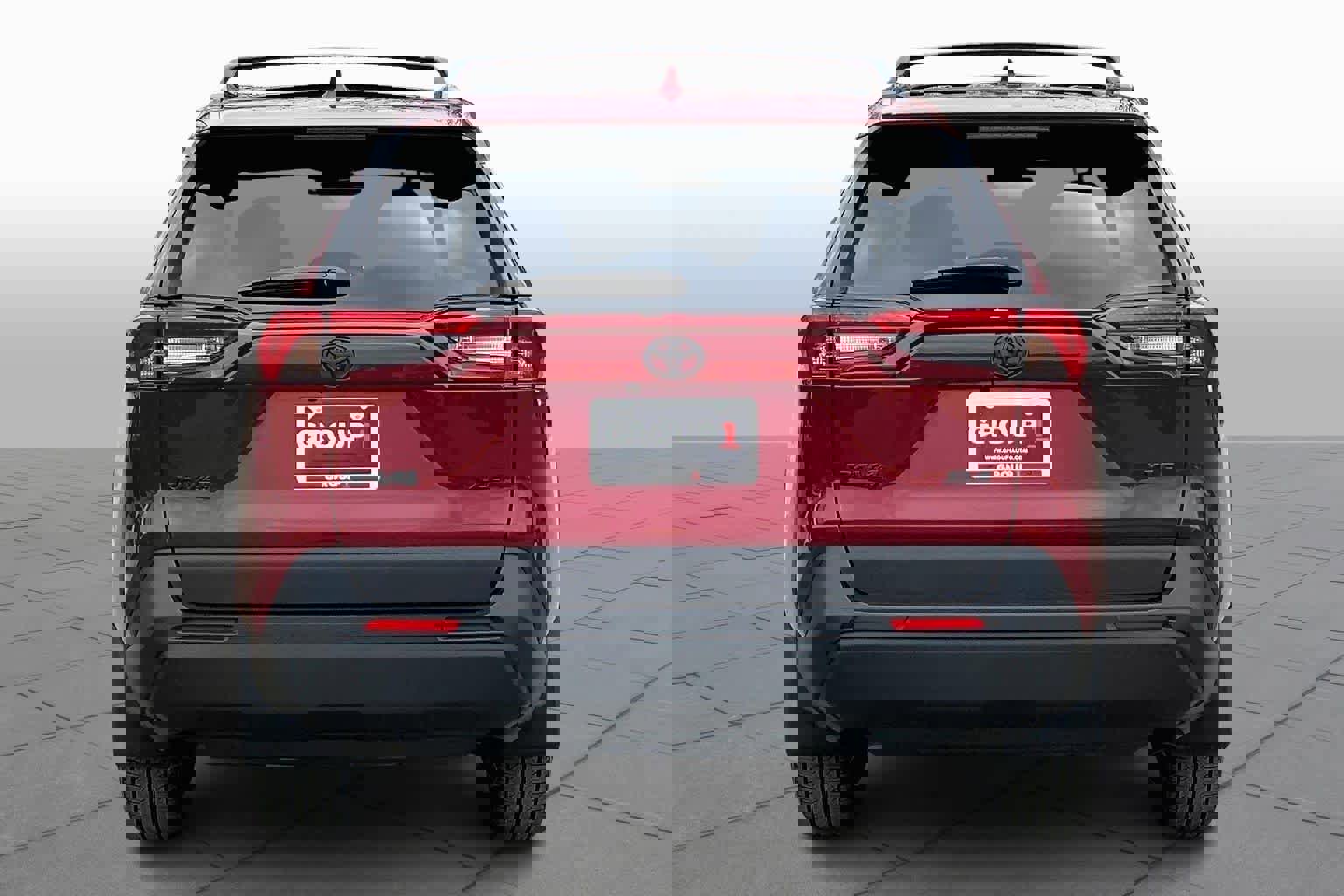 Used 2025 Toyota RAV4 XLE Premium image 5