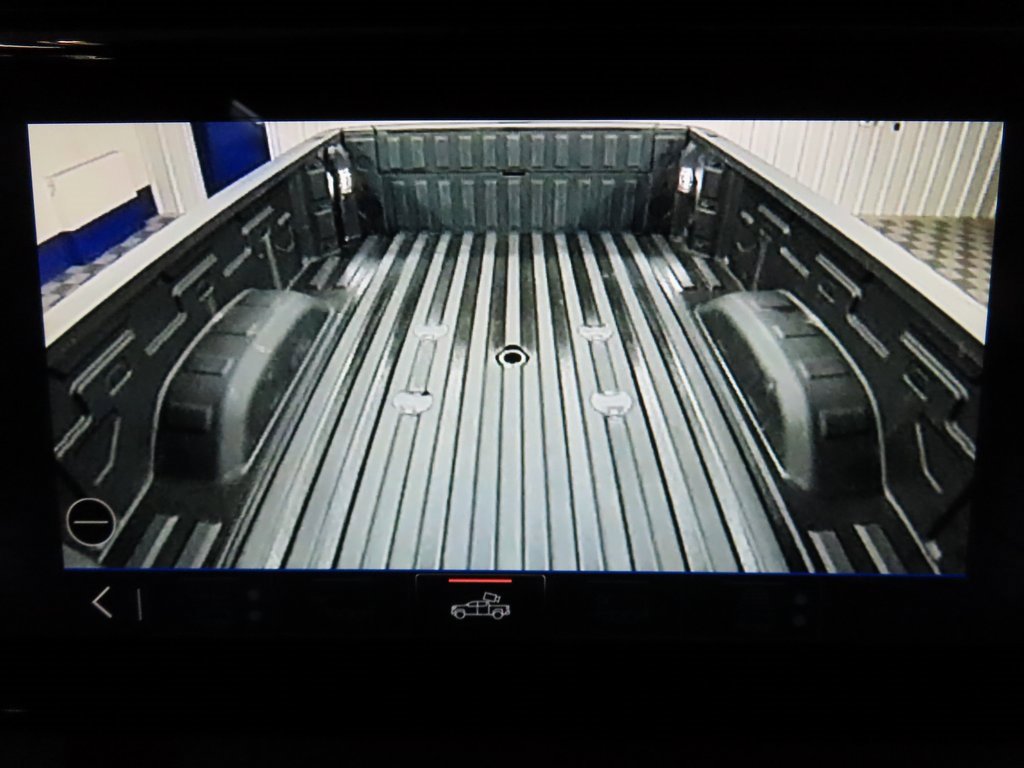 Used 2024 GMC Sierra 3500 Denali Ultimate image 27