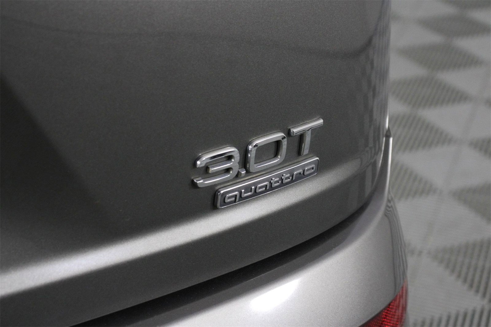 Used 2017 Audi Q7 3.0T Premium Plus image 23