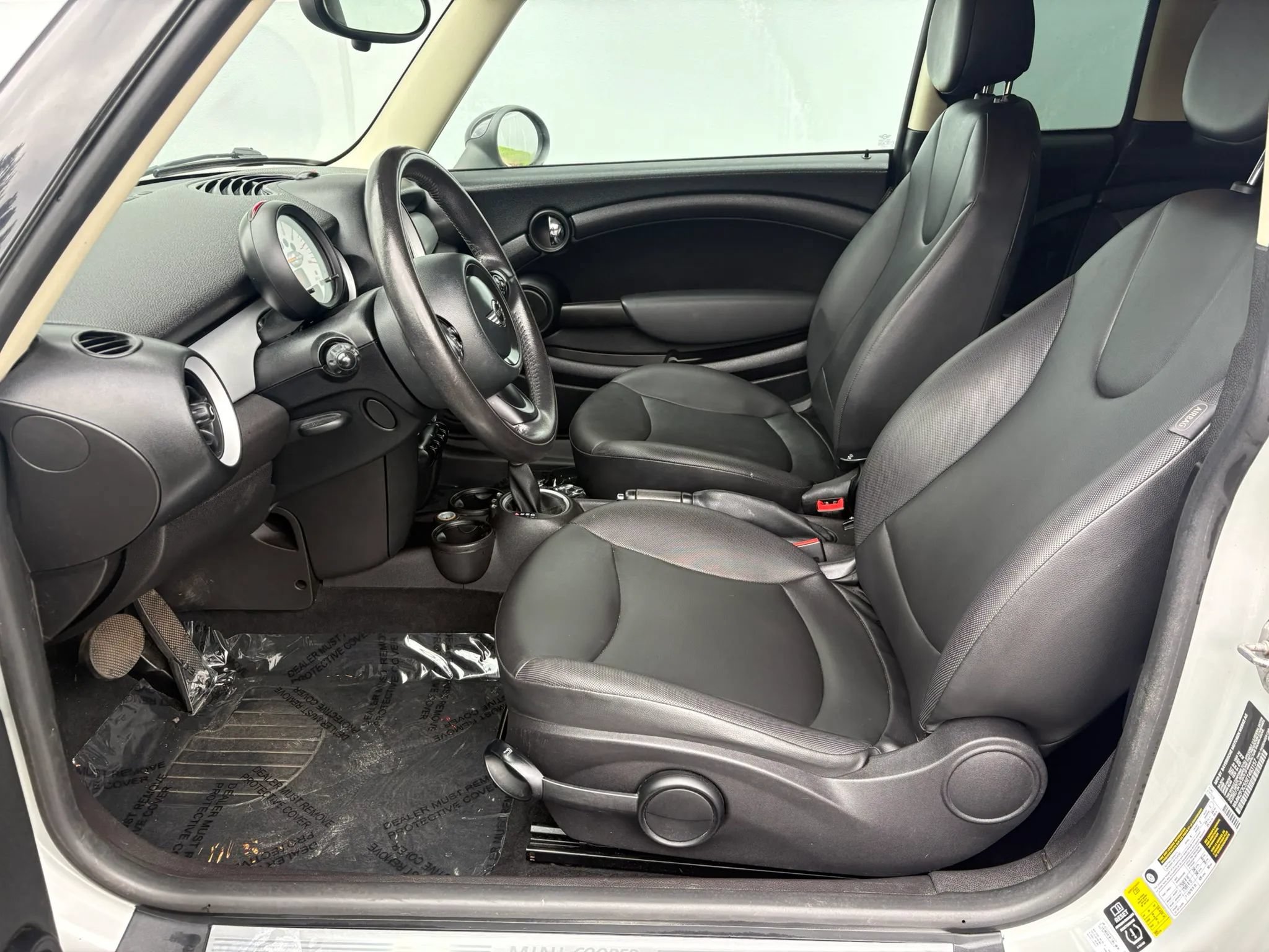 Used 2014 MINI Cooper Clubman FWD image 10