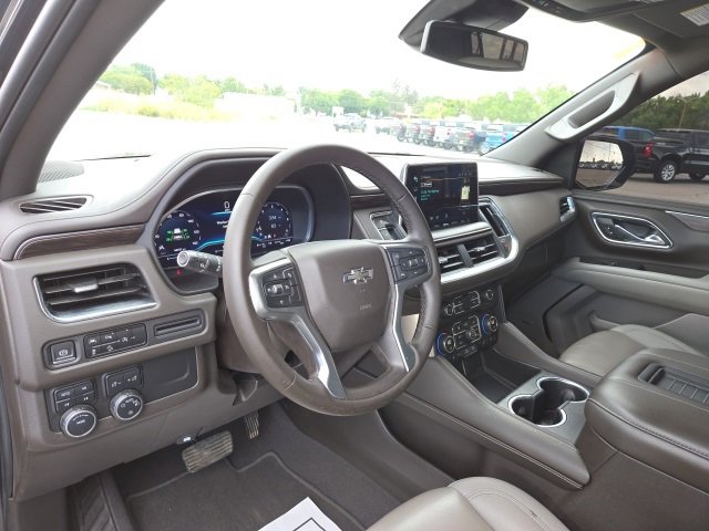 Used 2023 Chevrolet Suburban Z71 image 8