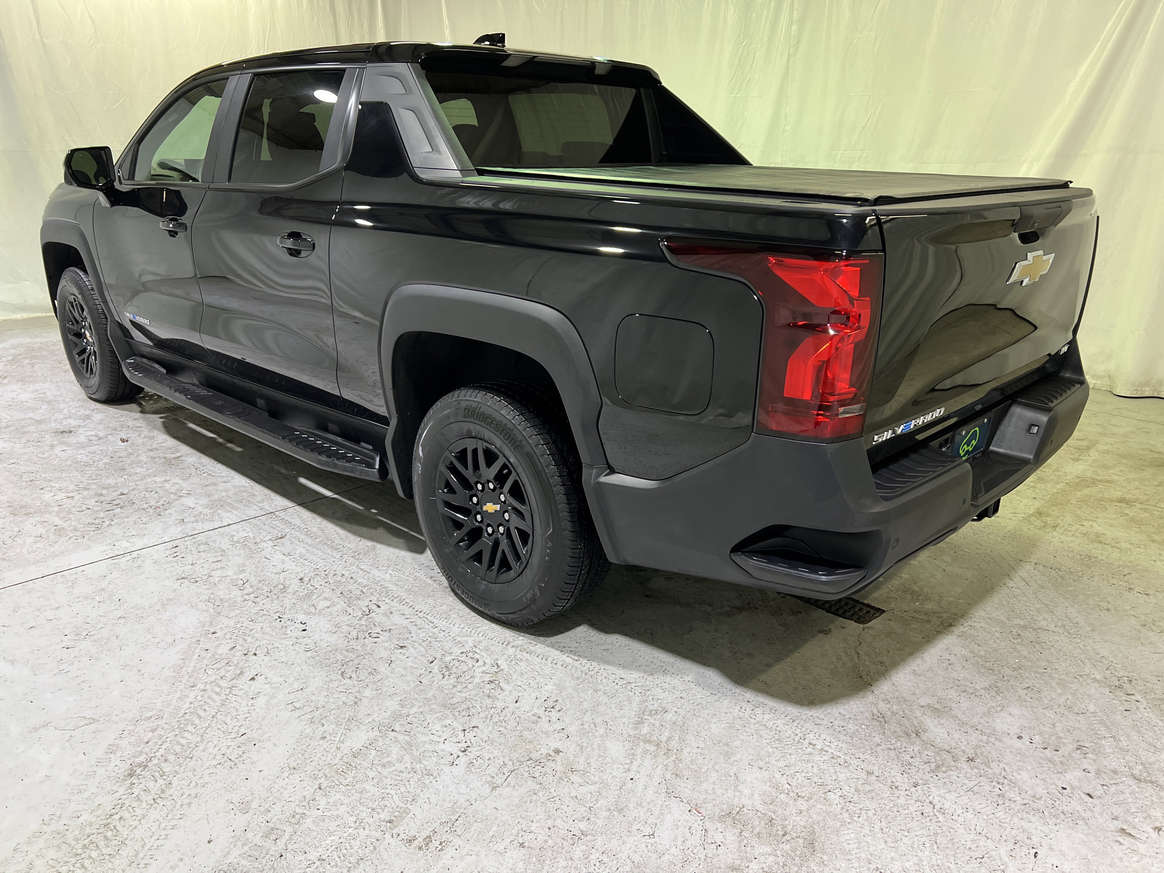 Certified 2024 Chevrolet Silverado EV W/T image 8