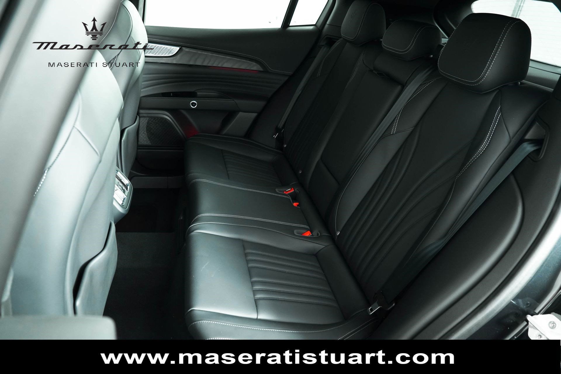 New 2025 Maserati Grecale GT image 43