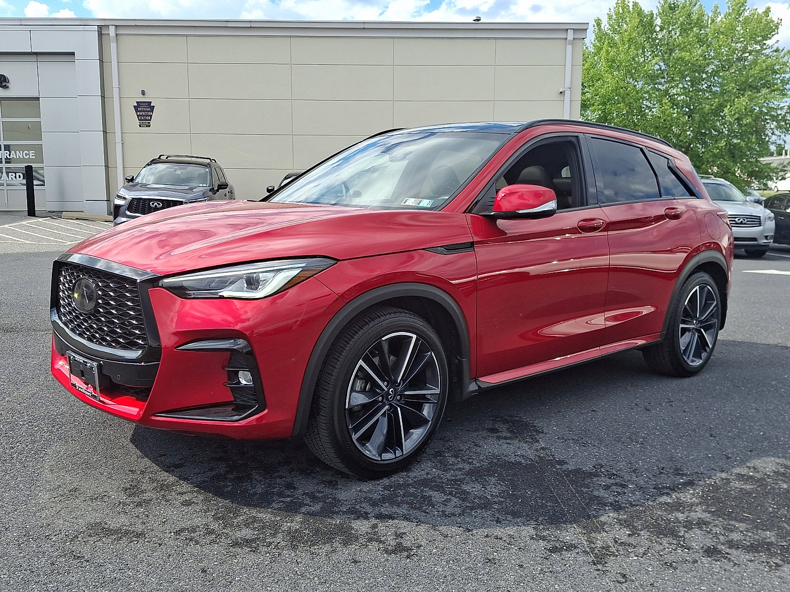 Certified 2023 INFINITI QX50 Sport AWD/4WD image 3