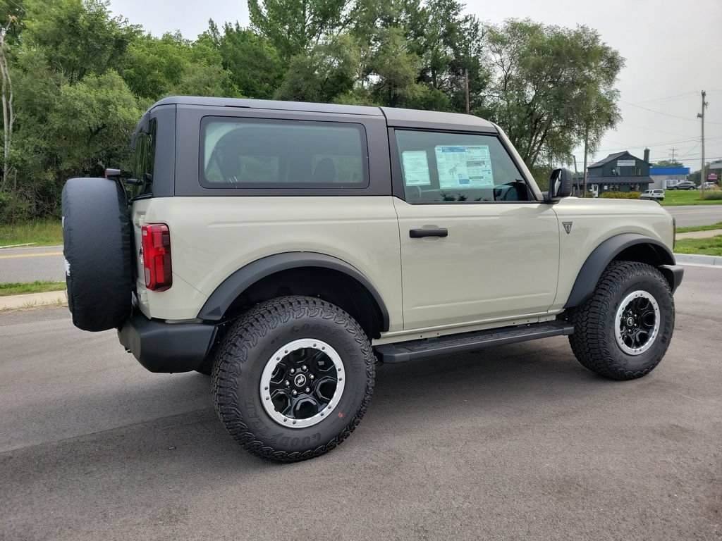 New 2026 Ford Bronco 2-Door w/ Sasquatch Package AWD/4WD image 4