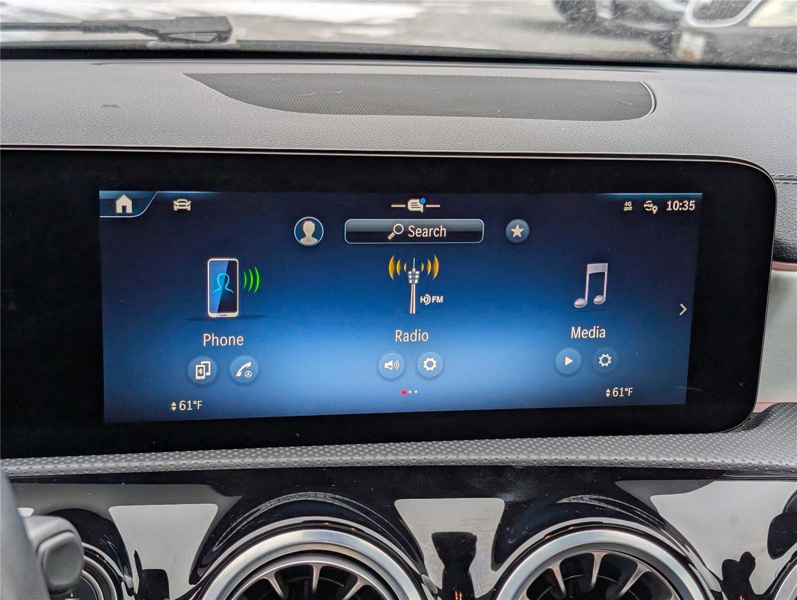 Used 2025 Mercedes-Benz CLA 250 4MATIC image 28