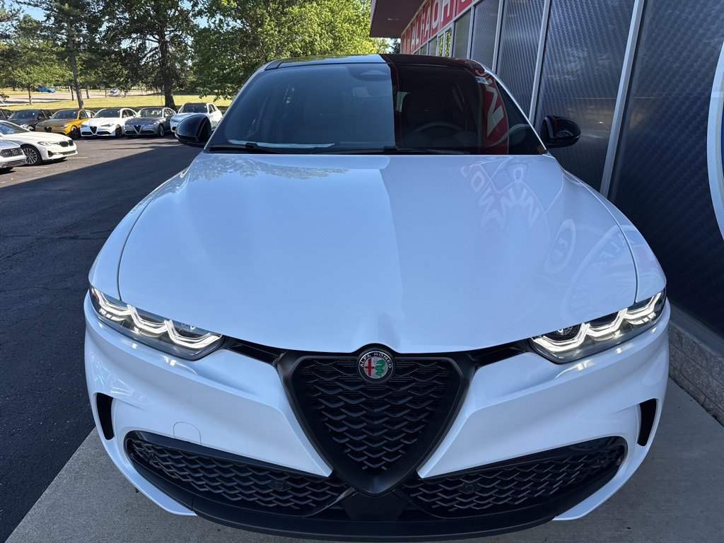 New 2025 Alfa Romeo Tonale Tributo Italiano image 4