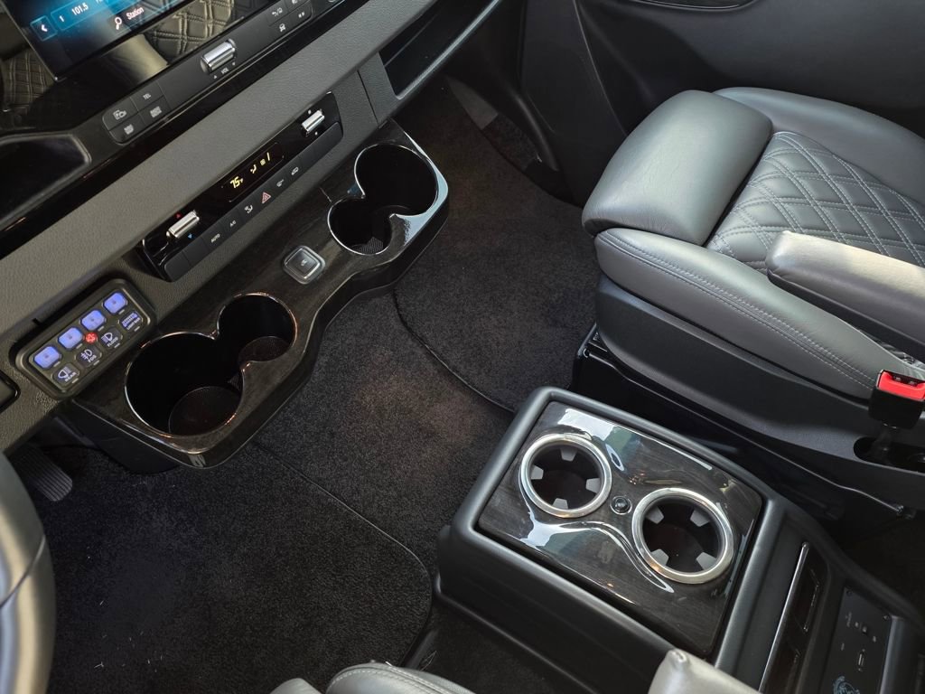 Used 2021 Mercedes-Benz Sprinter 2500 image 19