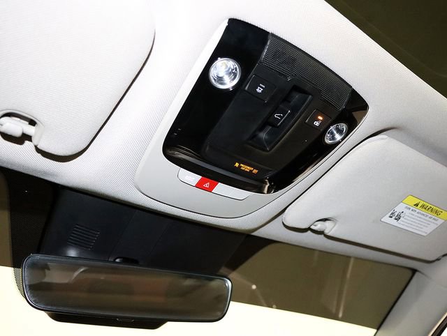 Used 2024 Kia Sorento S w/ Panoramic Sunroof Package image 23