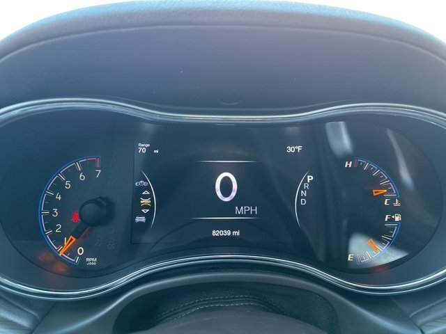 Used 2018 Jeep Grand Cherokee Overland w/ Jeep Active Safety Group image 11