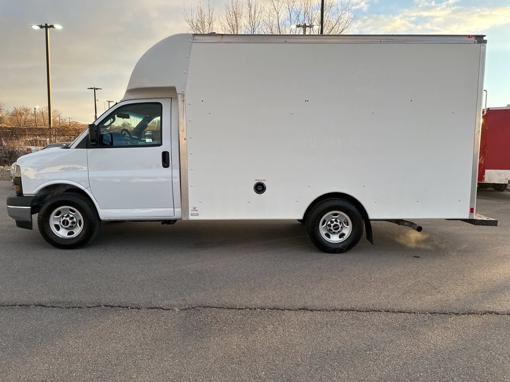 Used 2020 GMC Savana 3500 w/ Power Convenience Package RWD image 5