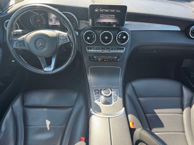 Used 2019 Mercedes-Benz GLC 300 4MATIC image 17