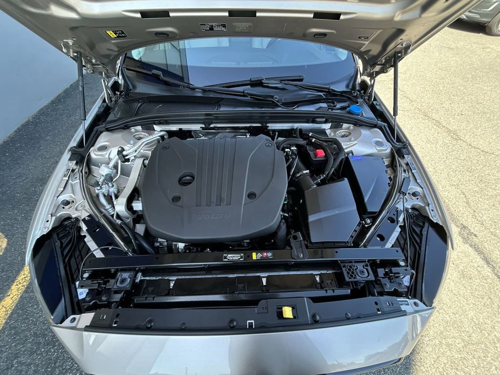 Certified 2023 Volvo S60 B5 Plus w/ Climate Package AWD/4WD image 14