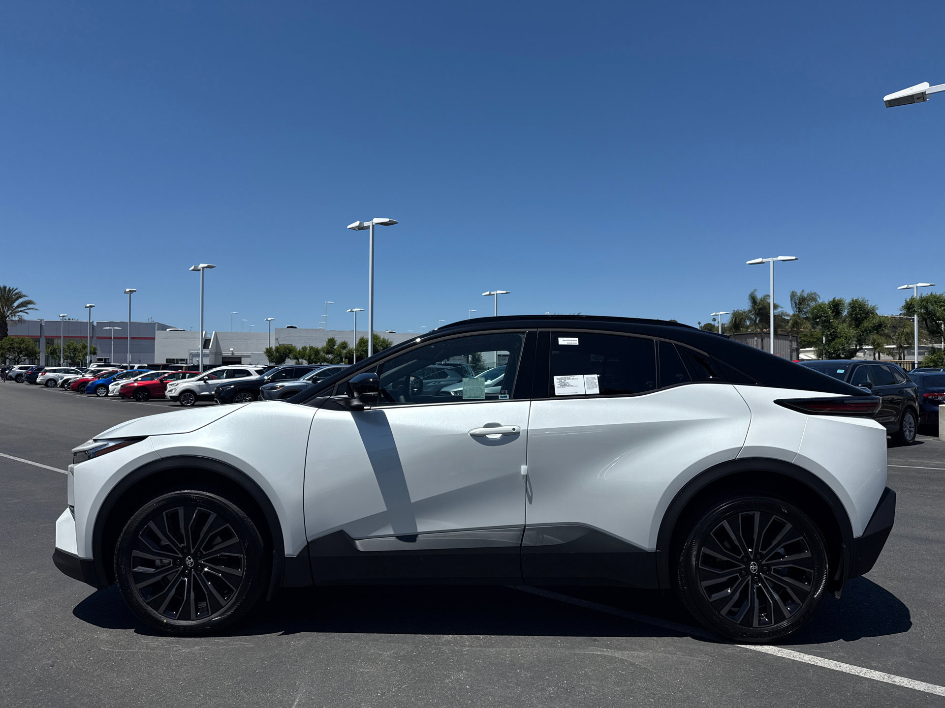 New 2026 Toyota C-HR AWD/4WD image 4
