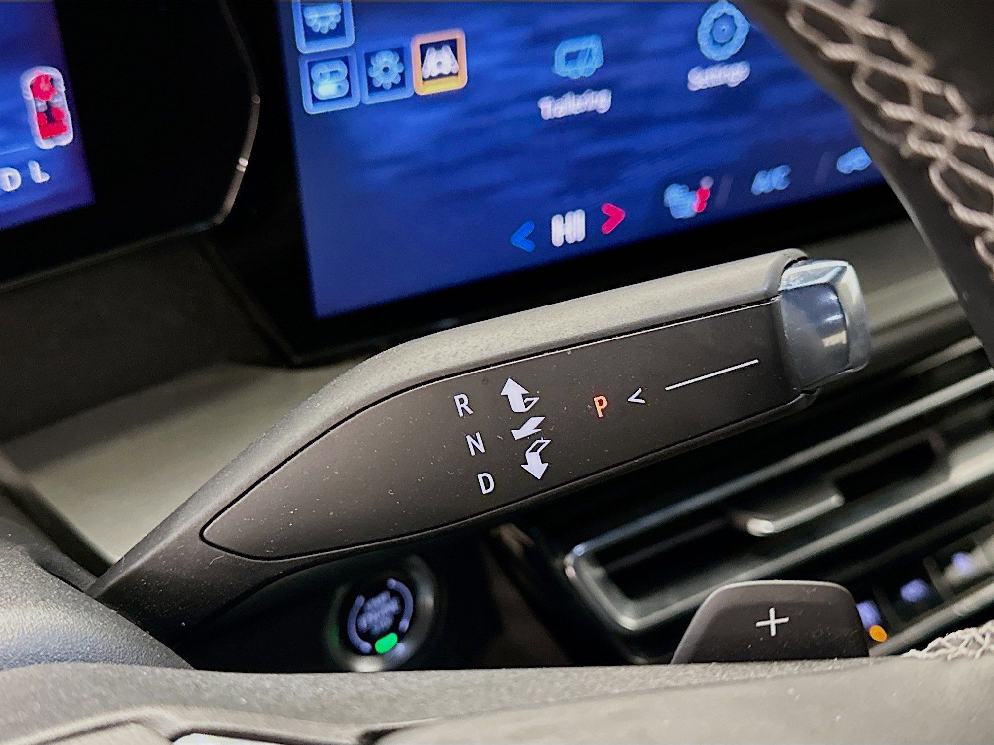 Used 2025 Chevrolet Traverse LT image 25