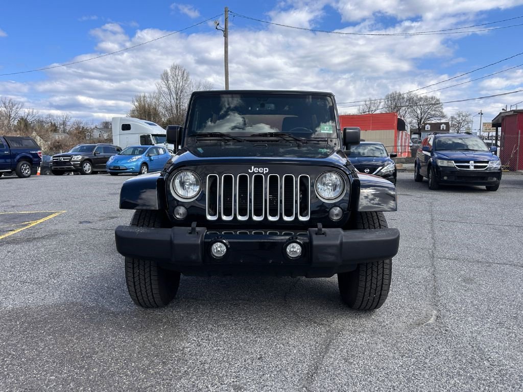 Used 2016 Jeep Wrangler Unlimited Sahara w/ Dual Top Group image 5