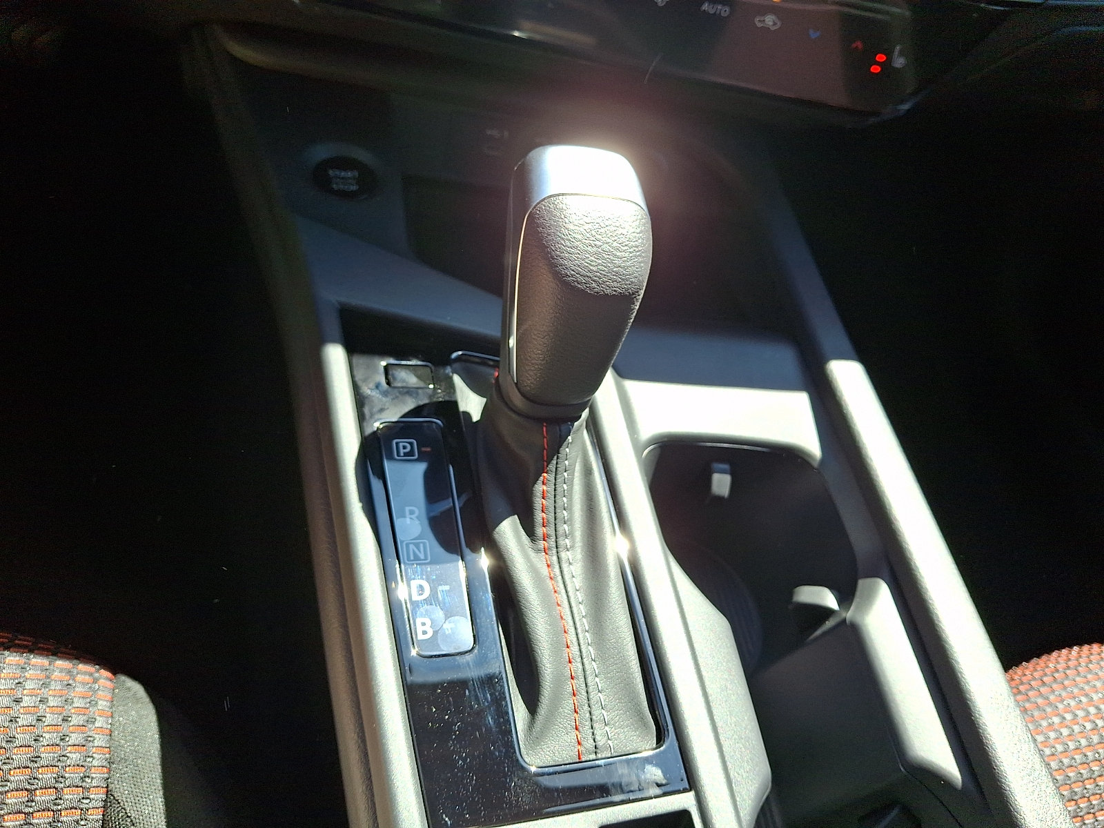 New 2027 Nissan Sentra SR w/ SR All Weather Package FWD image 10