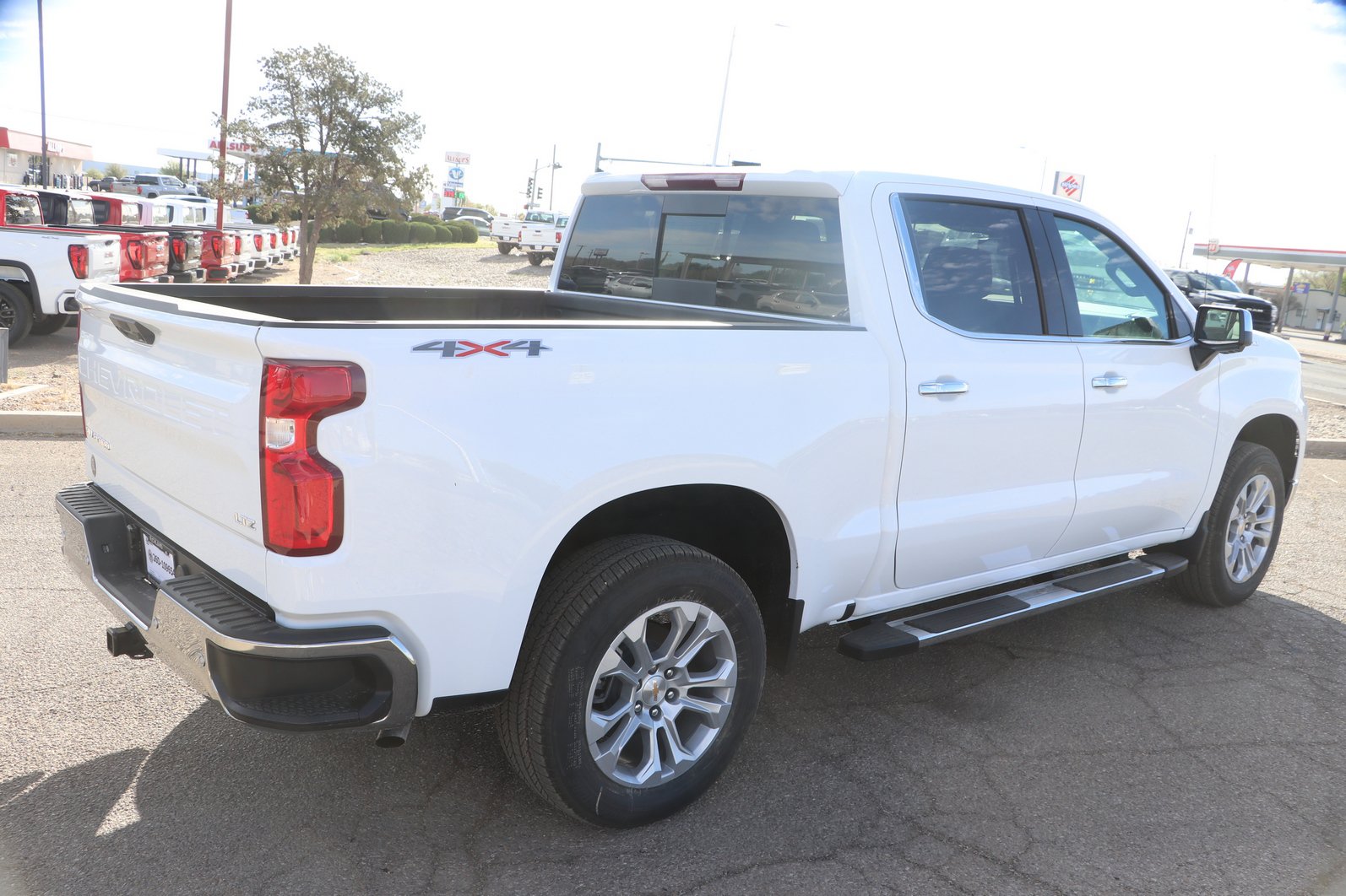 New 2026 Chevrolet Silverado 1500 LTZ w/ LTZ Convenience Package II AWD/4WD image 7