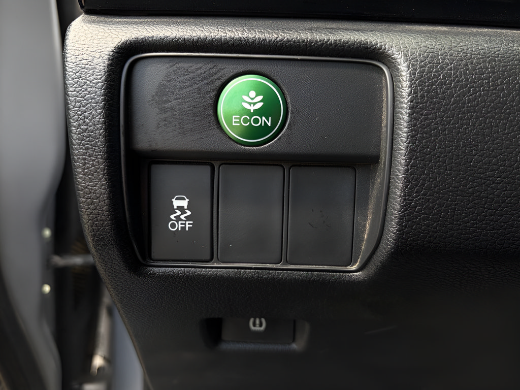 Used 2017 Honda Accord LX image 19