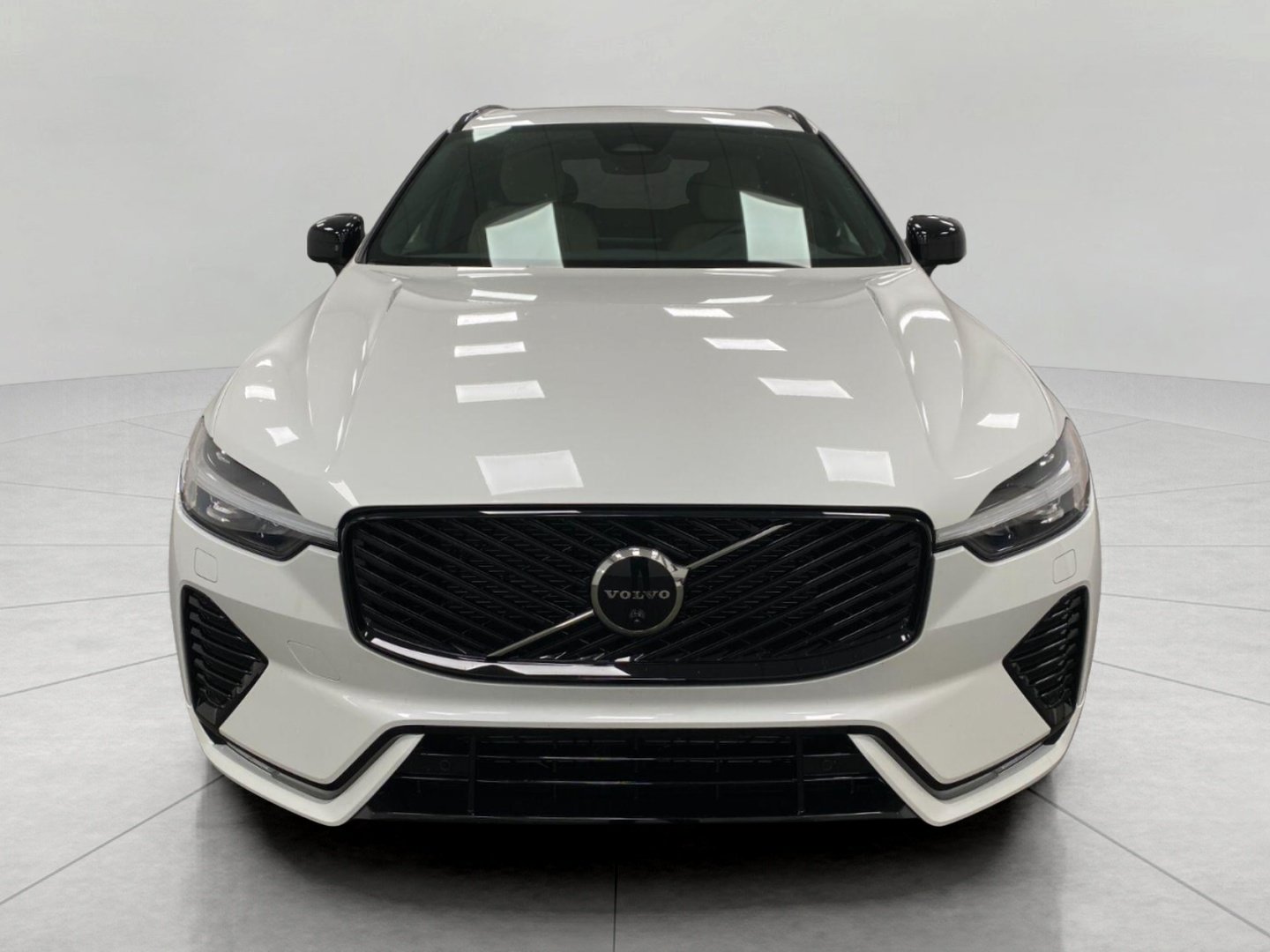 Used 2026 Volvo XC60 B5 Plus w/ Climate Package AWD/4WD image 11