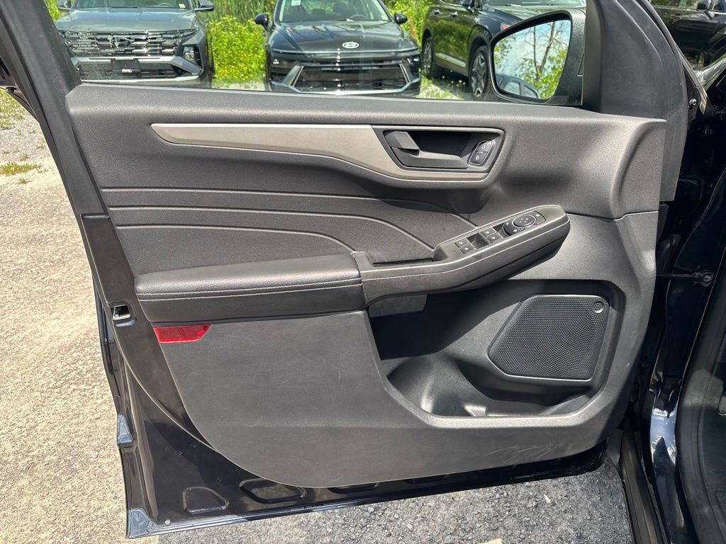 Used 2021 Ford Escape S AWD/4WD image 11