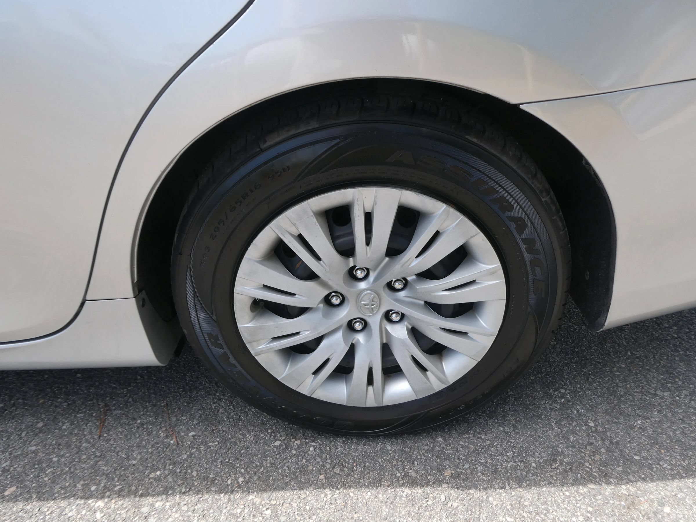 Used 2014 Toyota Camry FWD image 31