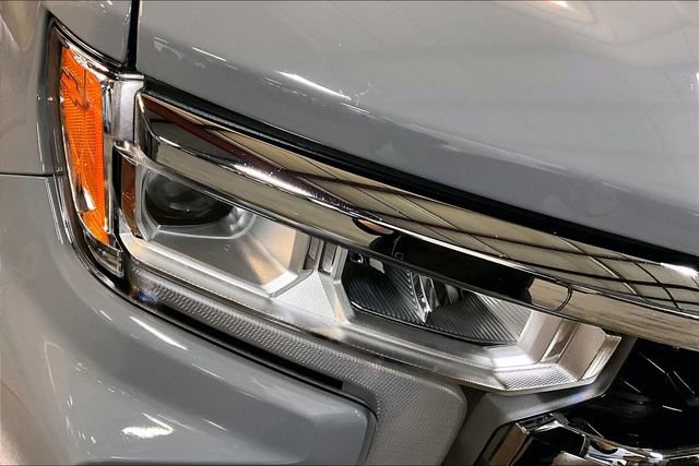 Used 2024 Chevrolet Silverado 1500 LT image 33