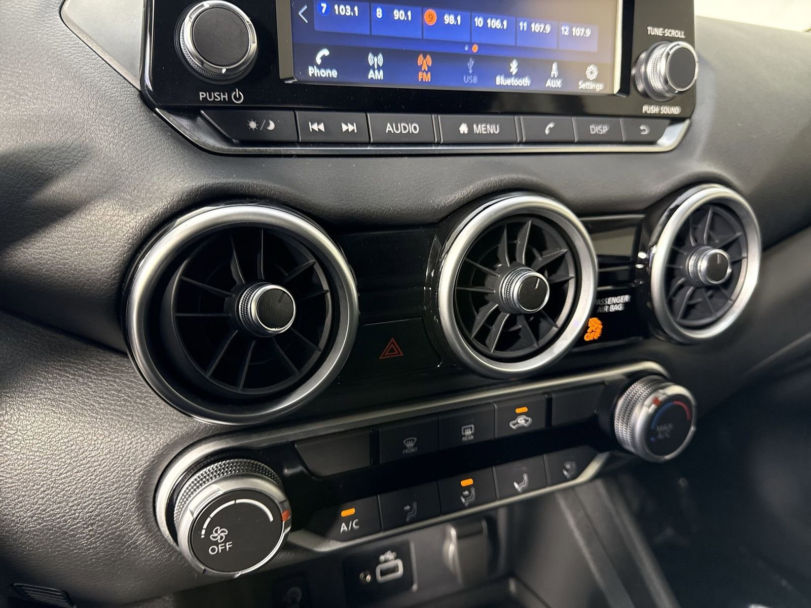 Certified 2025 Nissan Sentra S image 9