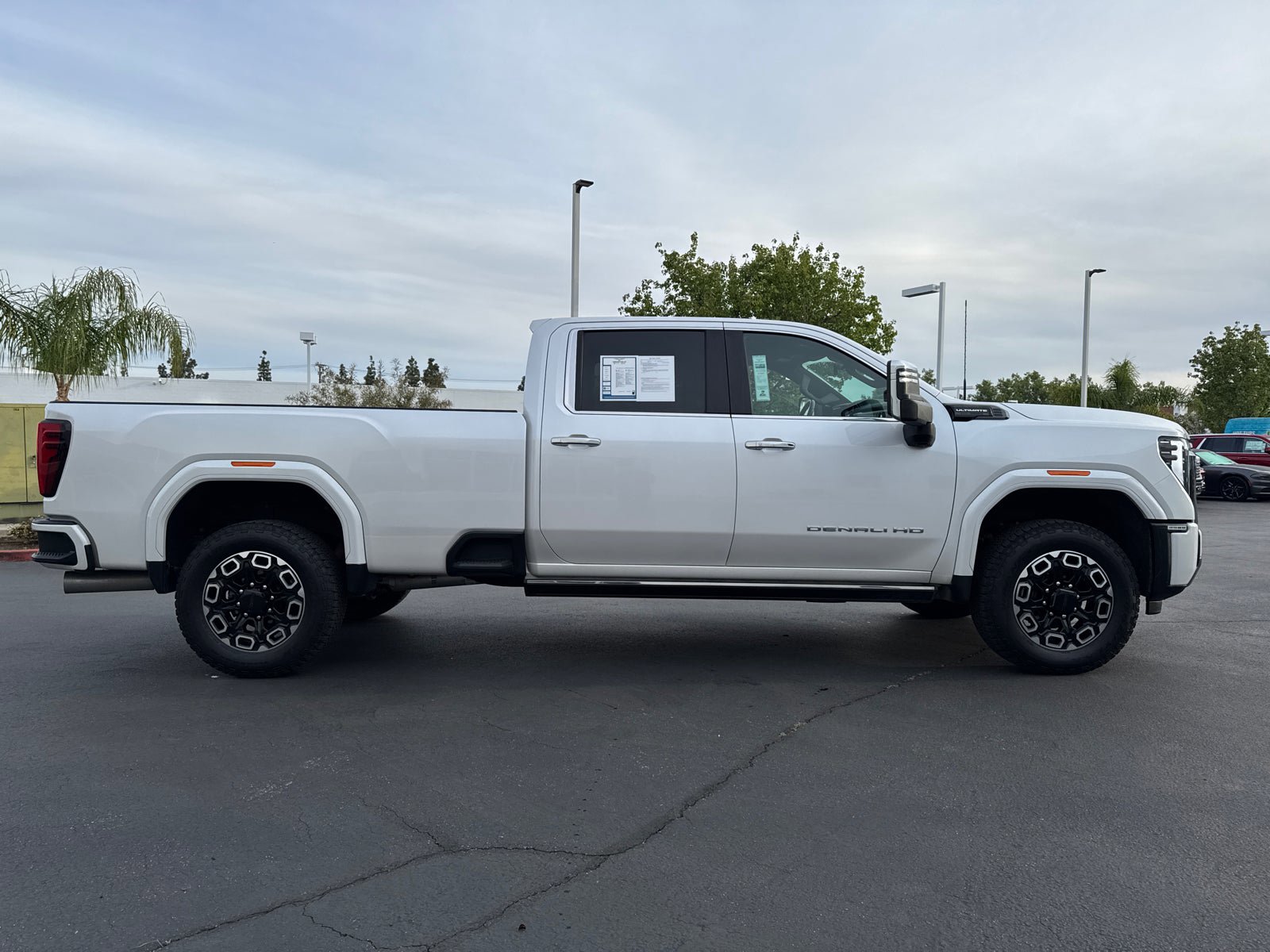 Certified 2024 GMC Sierra 3500 Denali Ultimate image 7