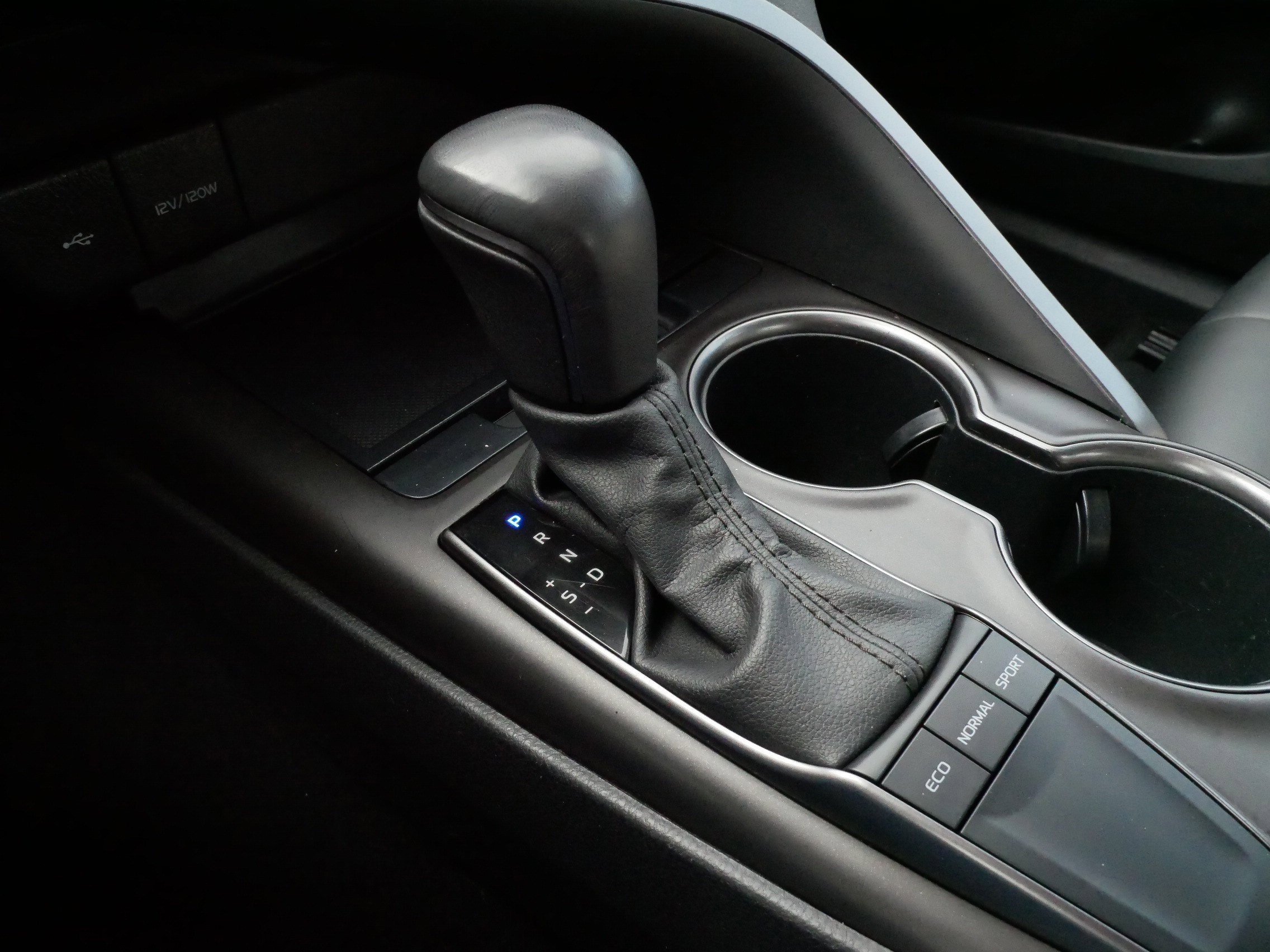 Certified 2024 Toyota Camry SE FWD image 24