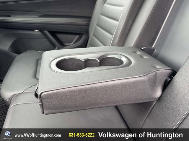 Certified 2025 Volkswagen Atlas SEL image 12