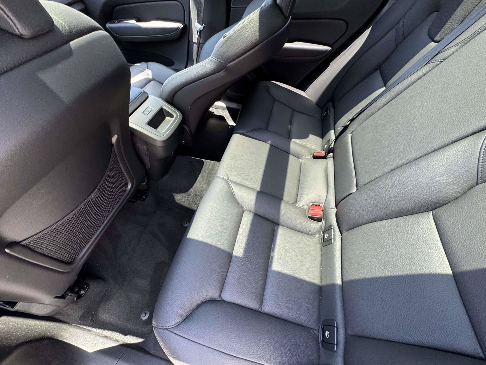 Certified 2025 Volvo XC60 B5 Plus AWD/4WD image 12