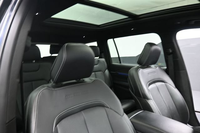 Used 2023 Jeep Grand Cherokee L Overland AWD/4WD image 31