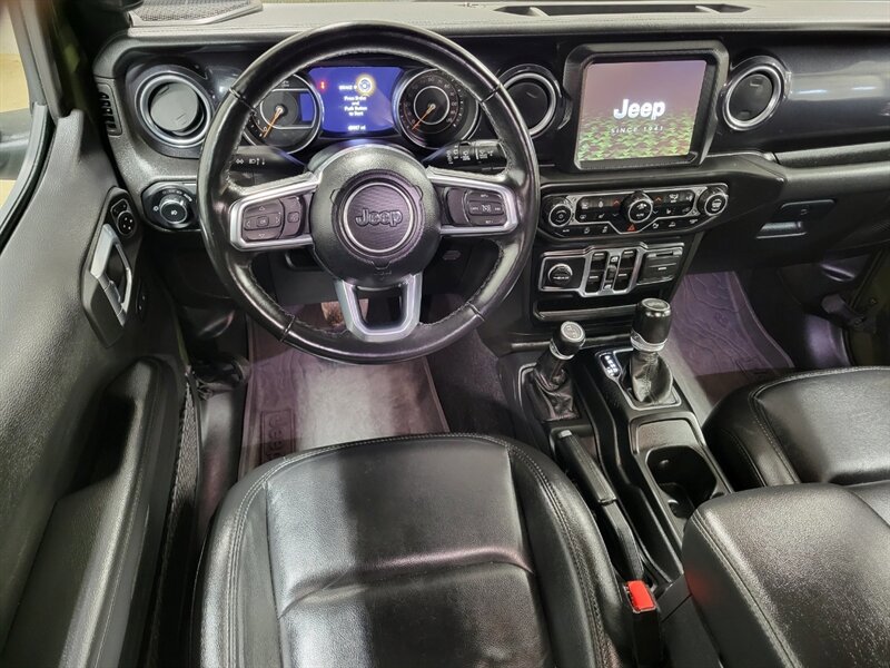 Used 2023 Jeep Wrangler Unlimited Sahara AWD/4WD image 27
