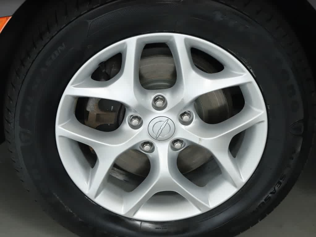 Used 2017 Chrysler Pacifica Touring-L Plus w/ Tire & Wheel Group FWD image 37