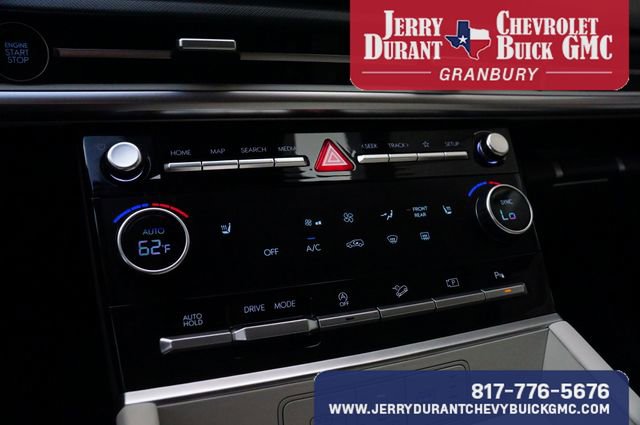 Used 2025 Hyundai Santa Fe SEL image 13